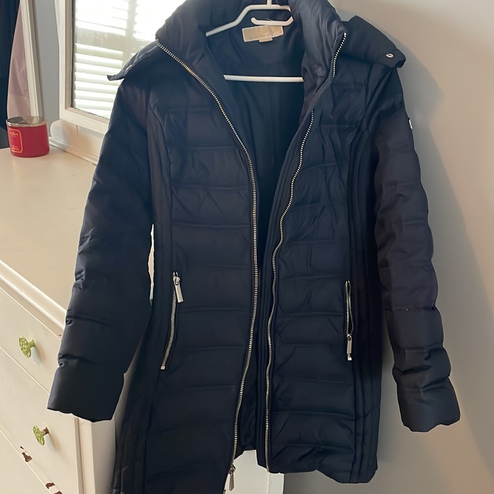 Michael Kors down filled winter jacket. XS, PTP: 19” - Picture 4 of 6